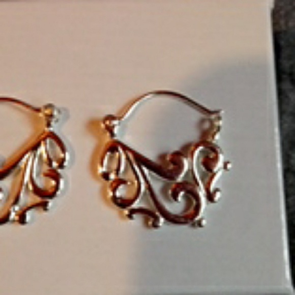 Solid Sterling filigree earrings - Picture 1 of 4
